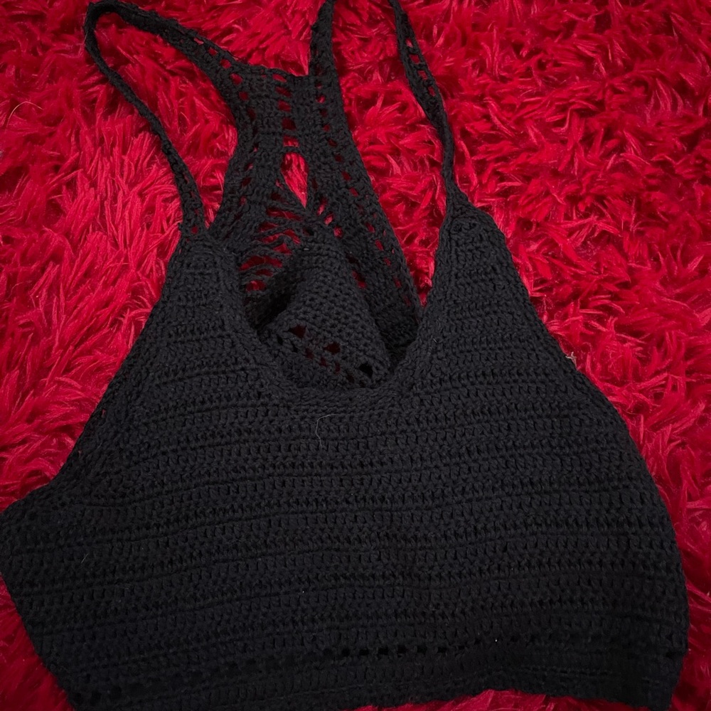 Crochet/yarn halter top, side fasten